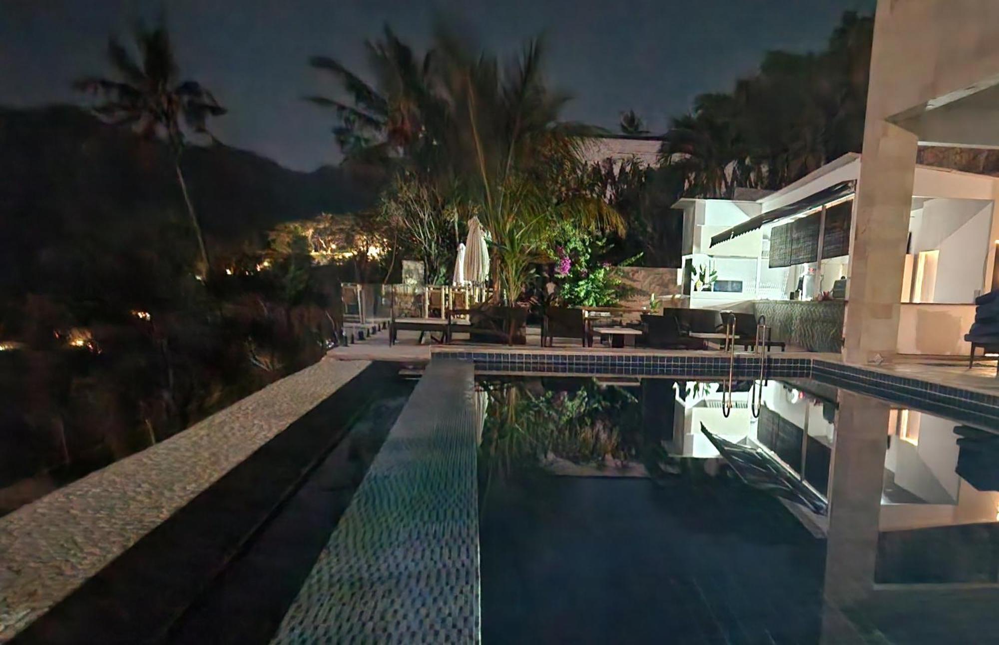 Villa Umbrella Lombok Senggigi Buitenkant foto